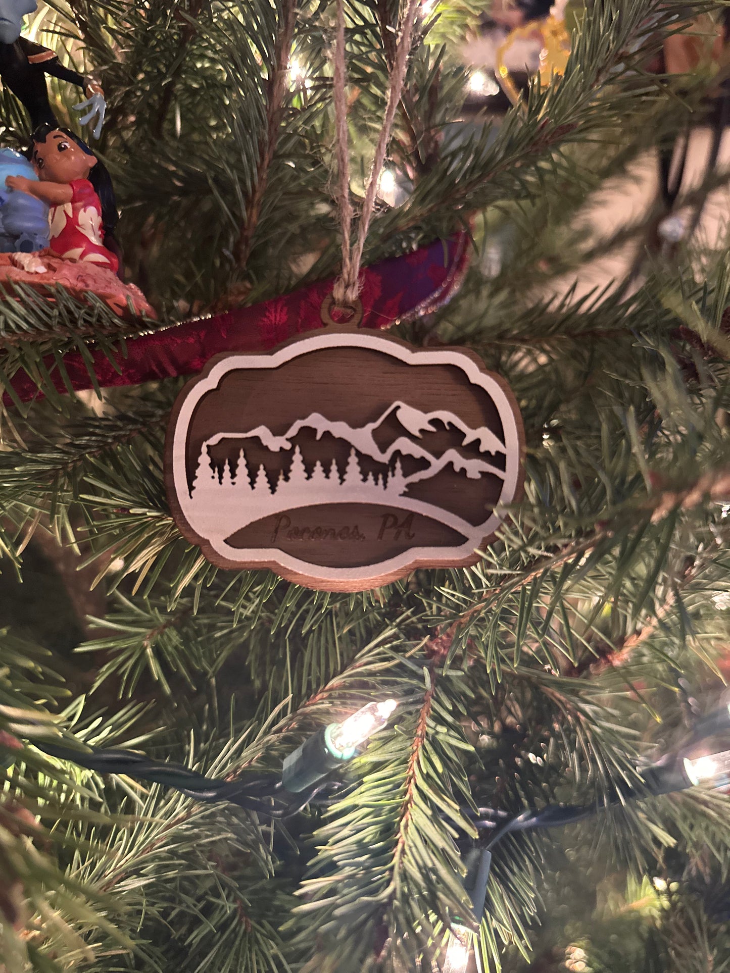 Poconos Mountain Ornamnet