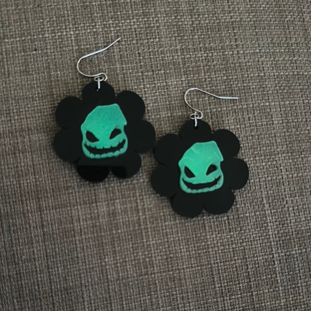 Oogie Boogie Daisies (Glow in the Dark)